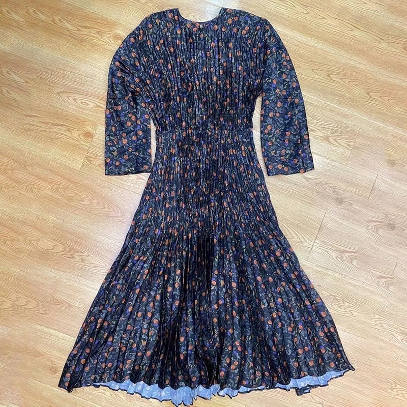 VINCE Pomegranate Pleated Dress navy 5 result 1